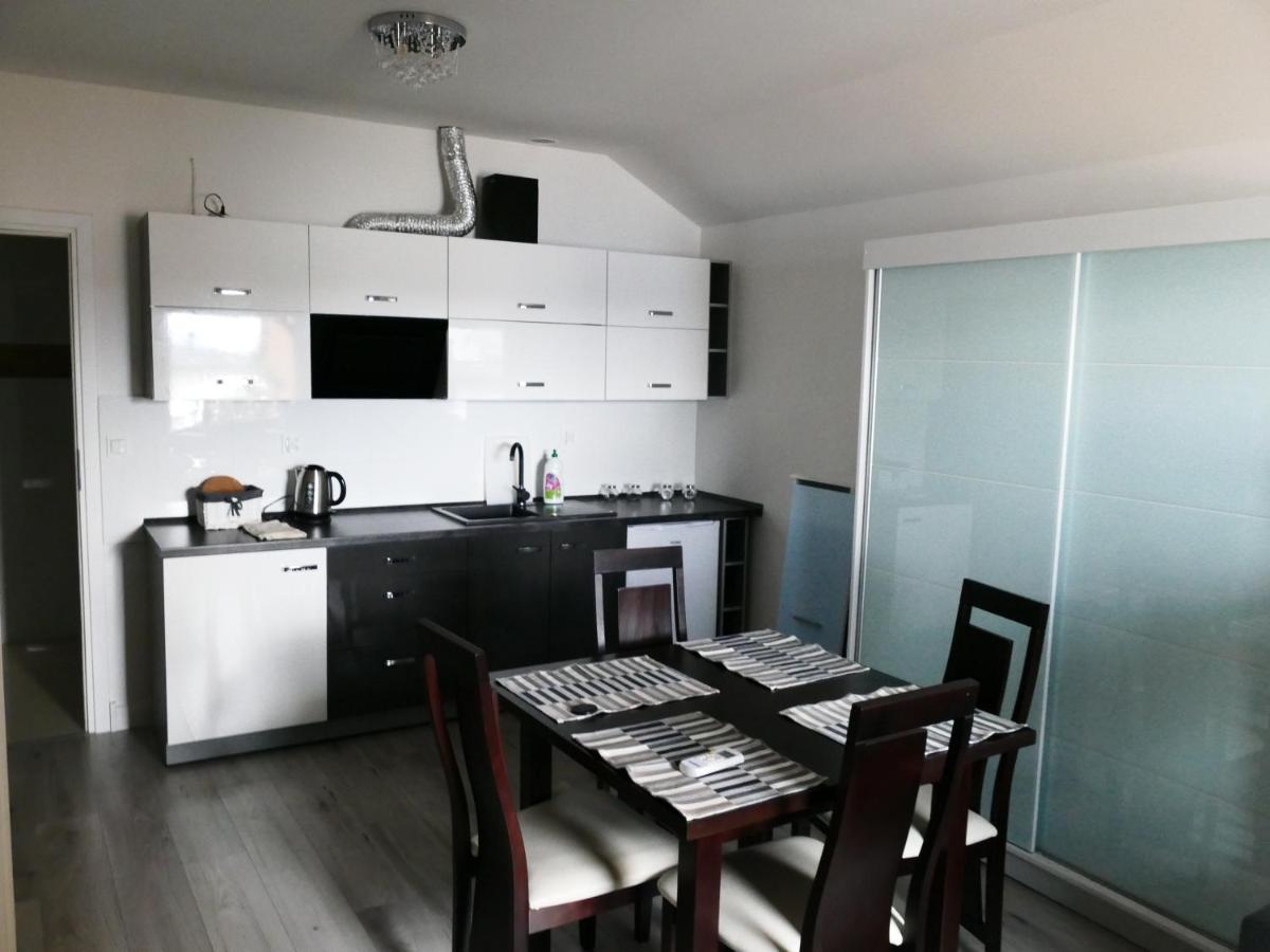 Apartamenty Just 차르지코비 외부 사진